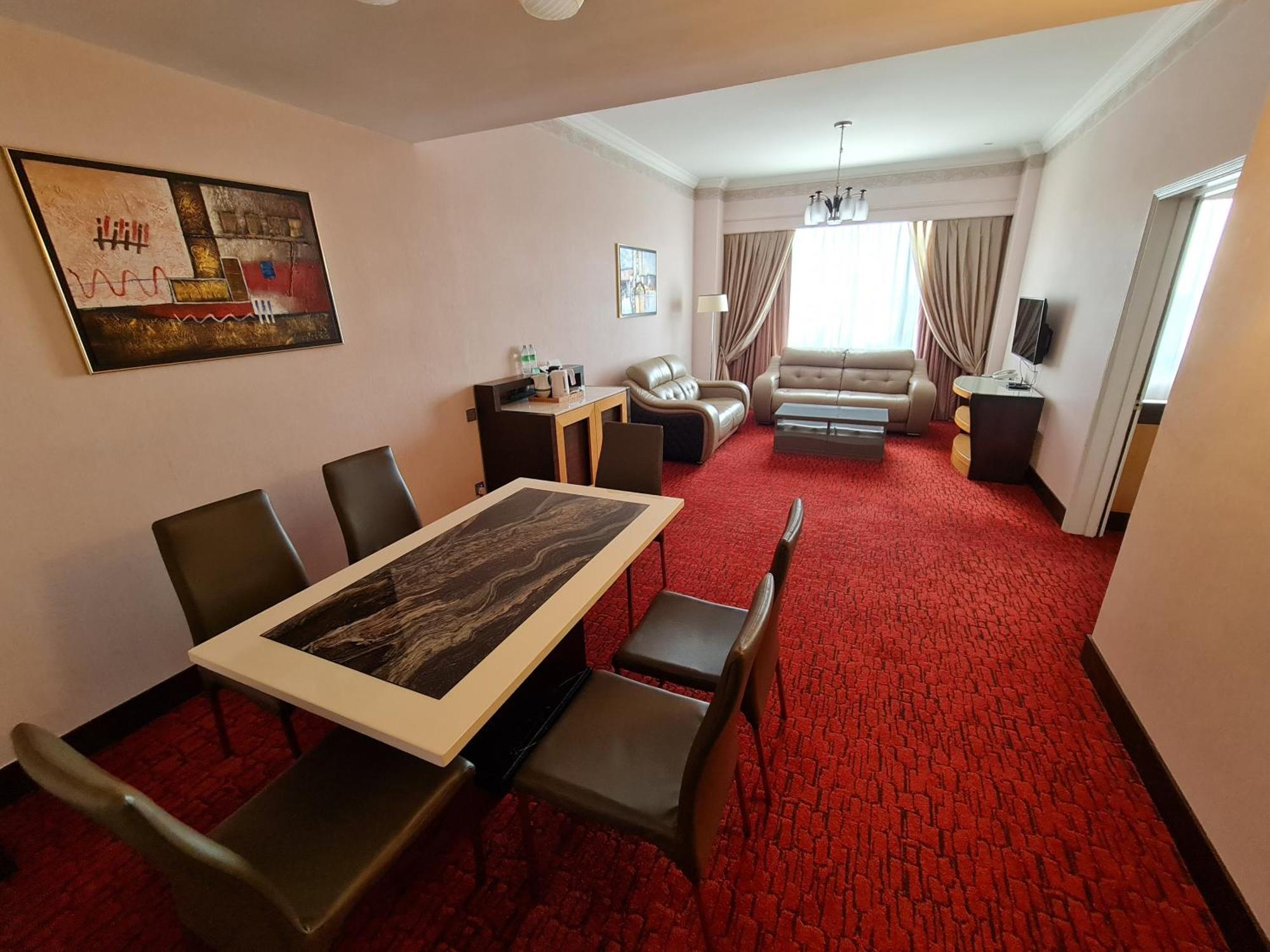 Dynasty Hotel Miri Εξωτερικό φωτογραφία