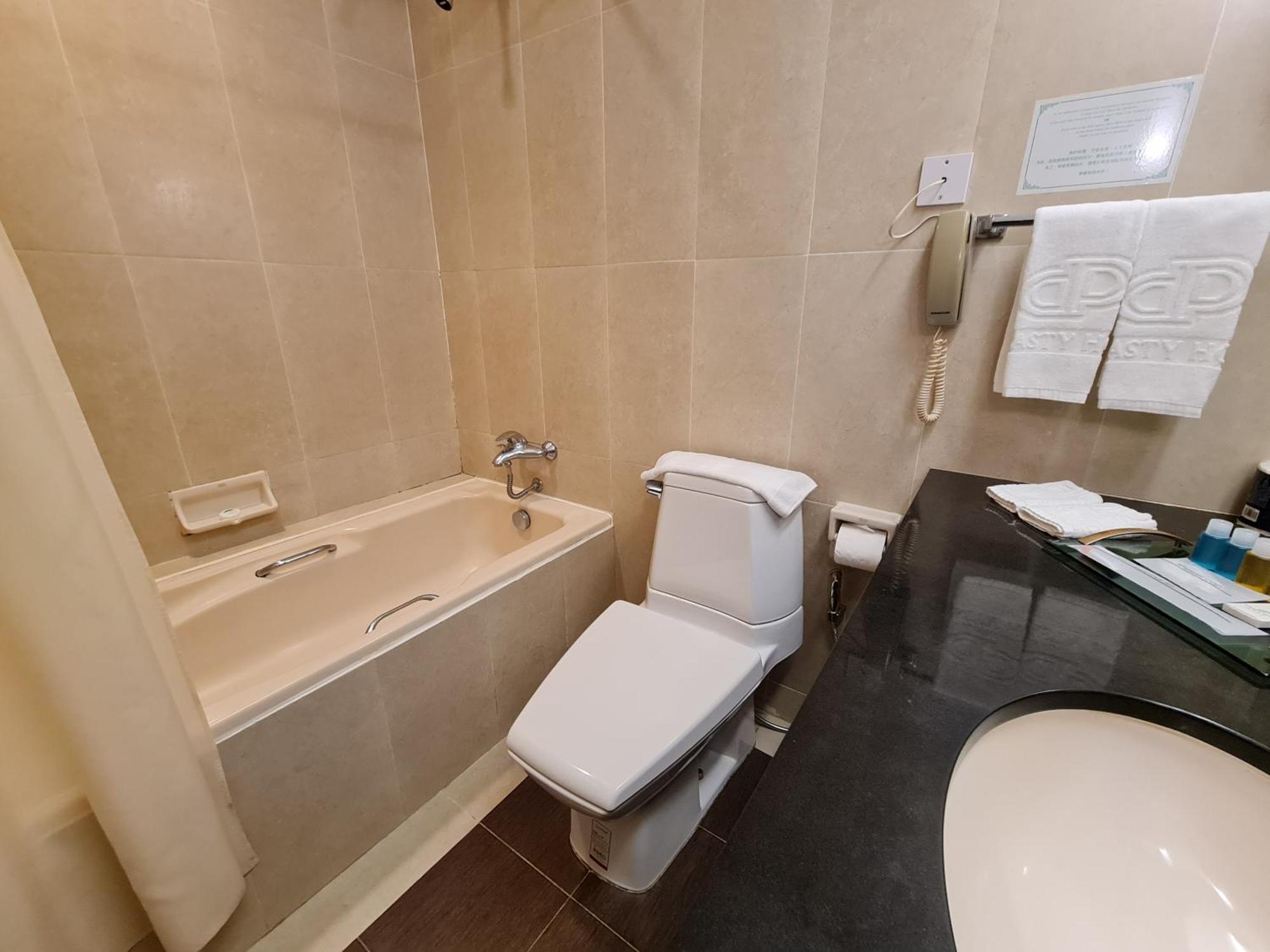 Dynasty Hotel Miri Εξωτερικό φωτογραφία