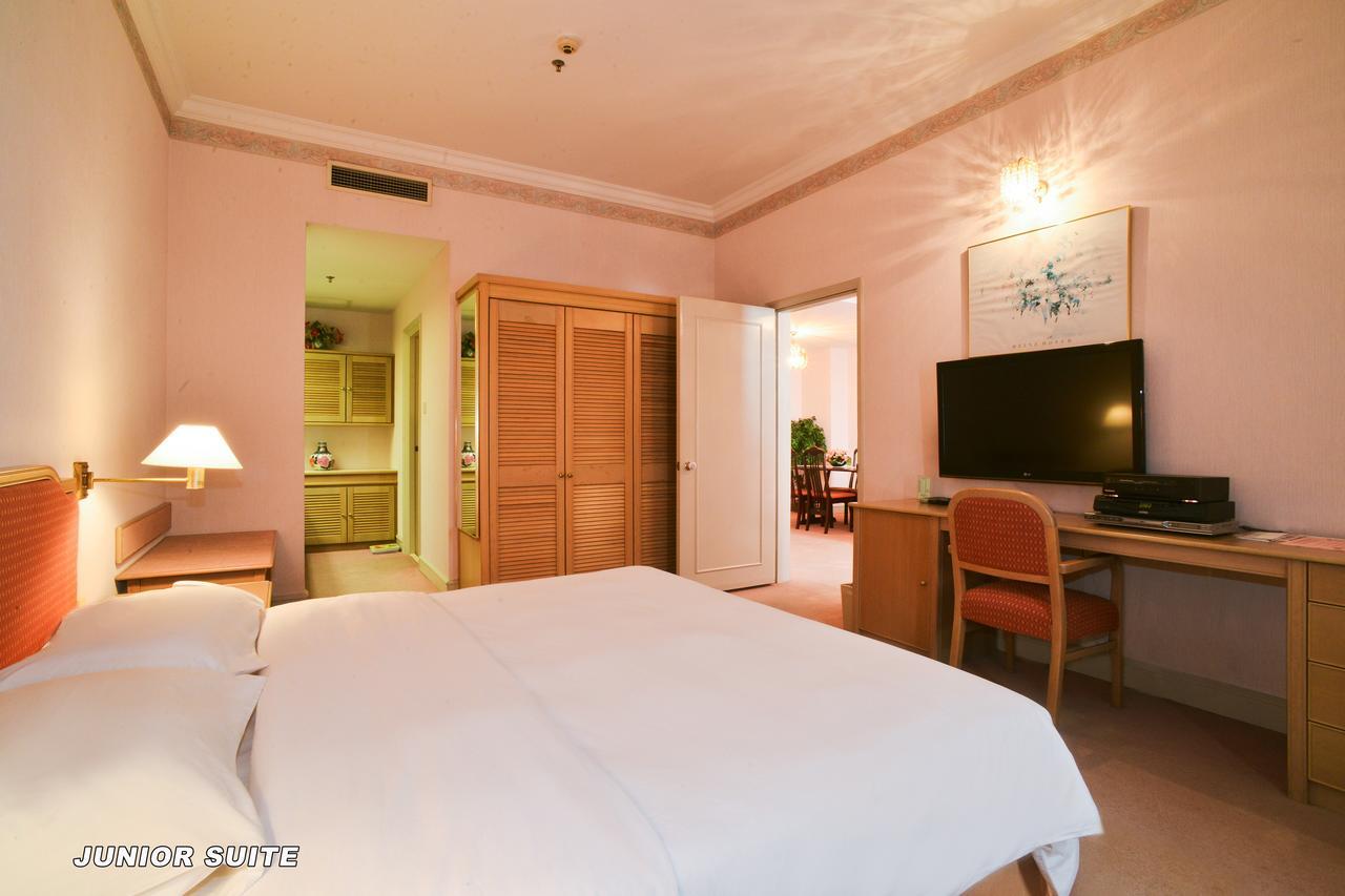 Dynasty Hotel Miri Εξωτερικό φωτογραφία